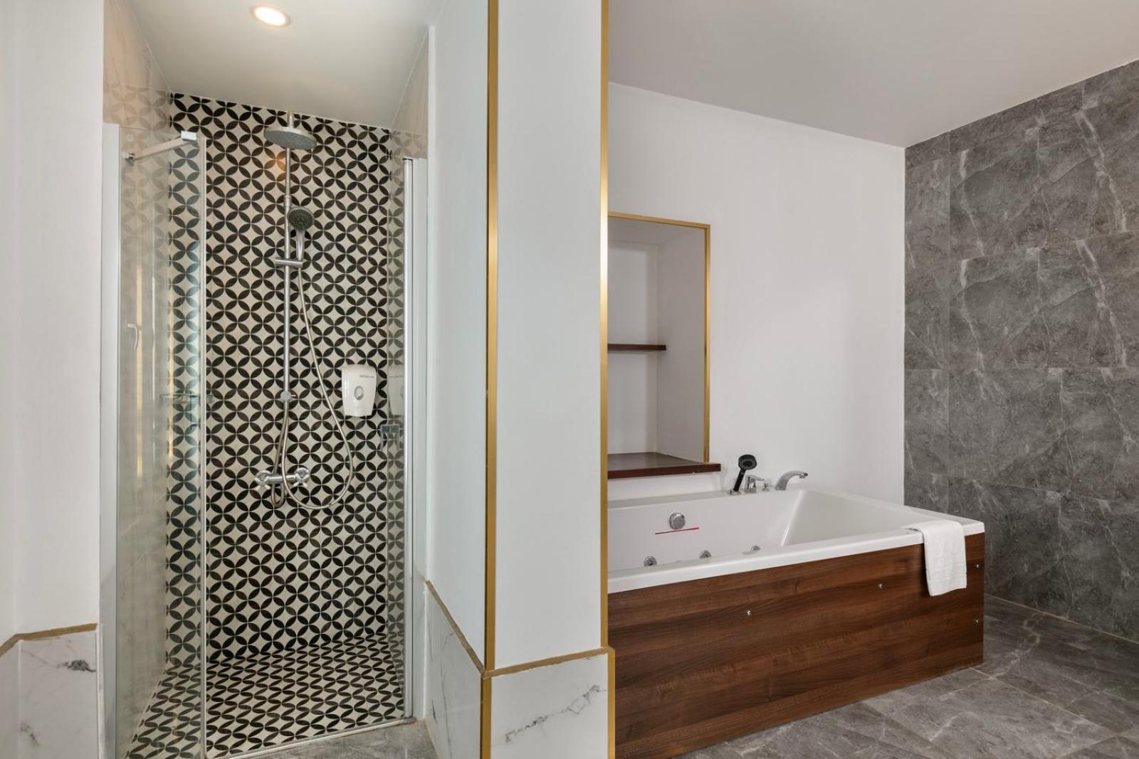Reo Hotel Spa - Ex Pacco Hotel Antalya Luaran gambar